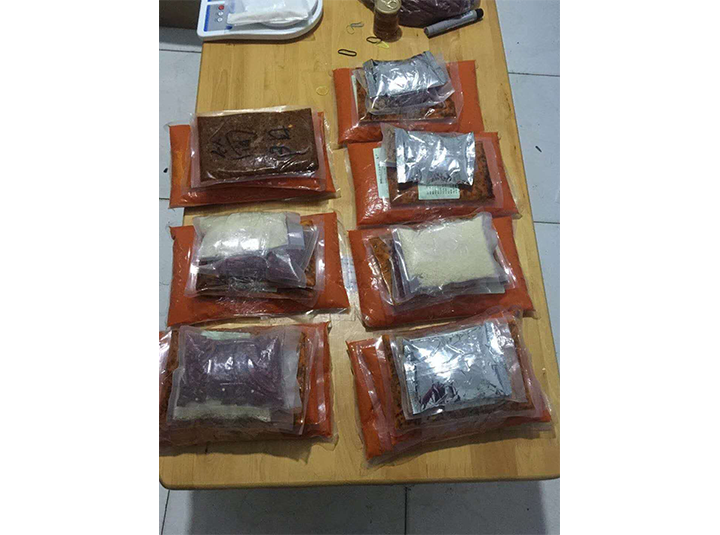 刚刚小样火锅底料